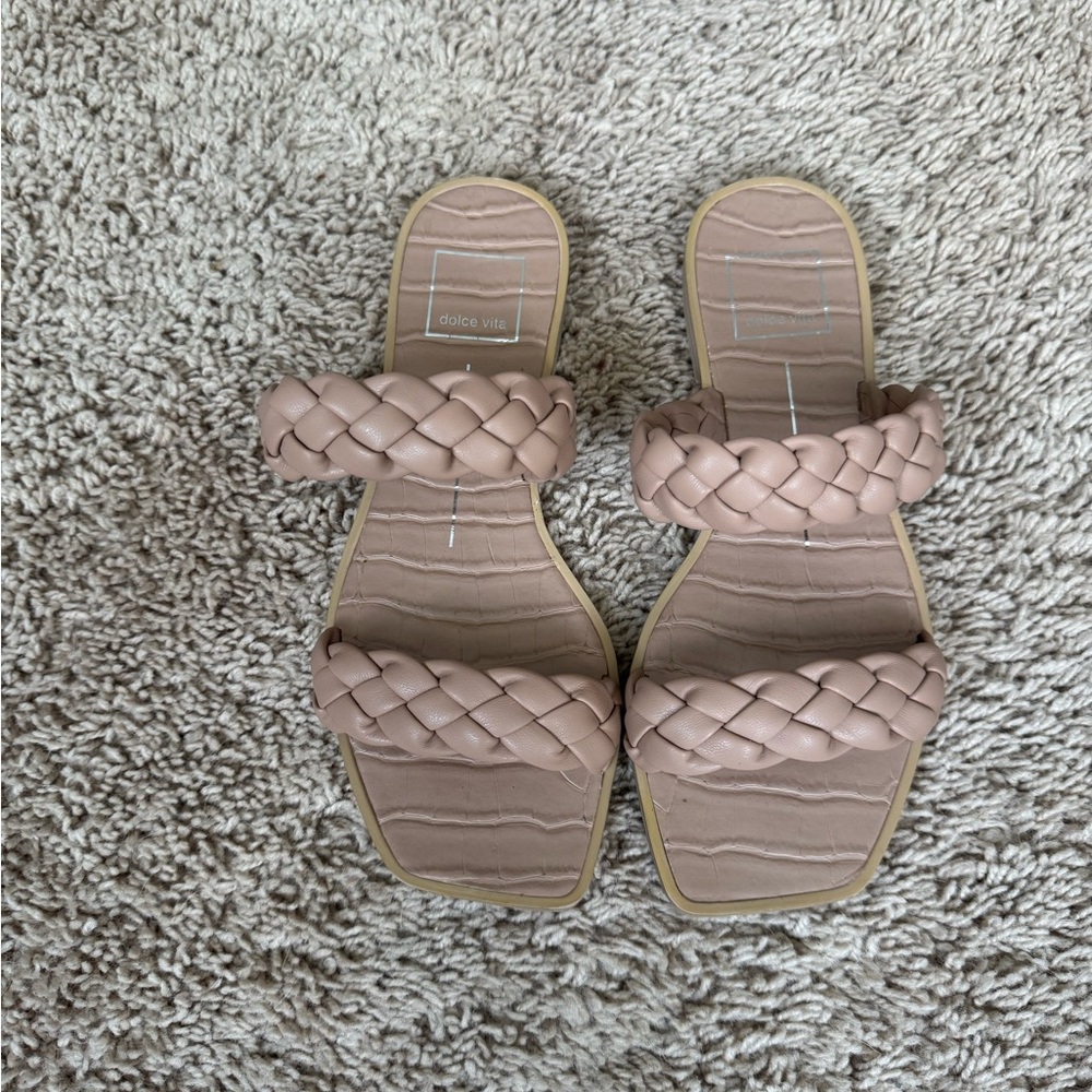 Dolce Vita Women's Tan Braided Sandals